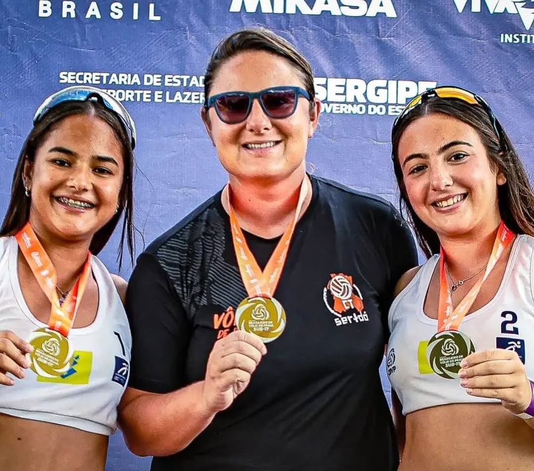 Atletas potiguares conquistam ouro no Campeonato Brasileiro Sub-17 de Vôlei de Praia